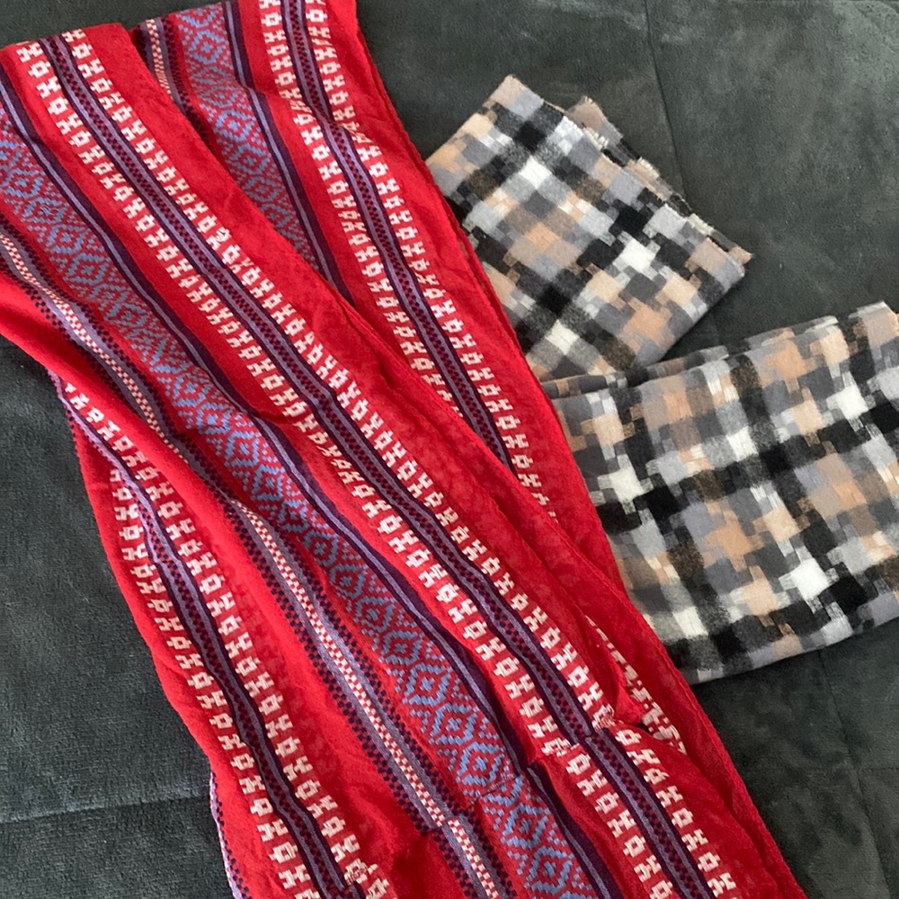 4/$10 Set of Infinity Scarves